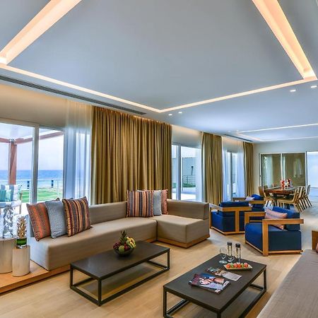 Sealine Beach, A Murwab Resort Mesaieed Exterior foto A suite at the hotel